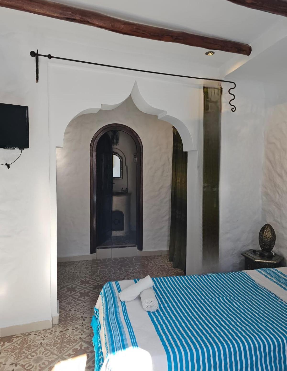 Dar Yakout Hotel Chefchaouen Exterior photo
